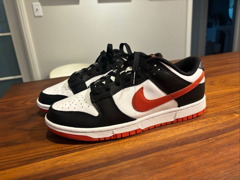 Nike Men's Black & White Dunk Low Retro Lace-up Red Swoosh Sneakers Sz 8.5 NWOT